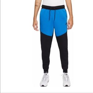 Nike Tech Fleece Washed Slim Fit Men's Jogger Pants, Size L - Blue